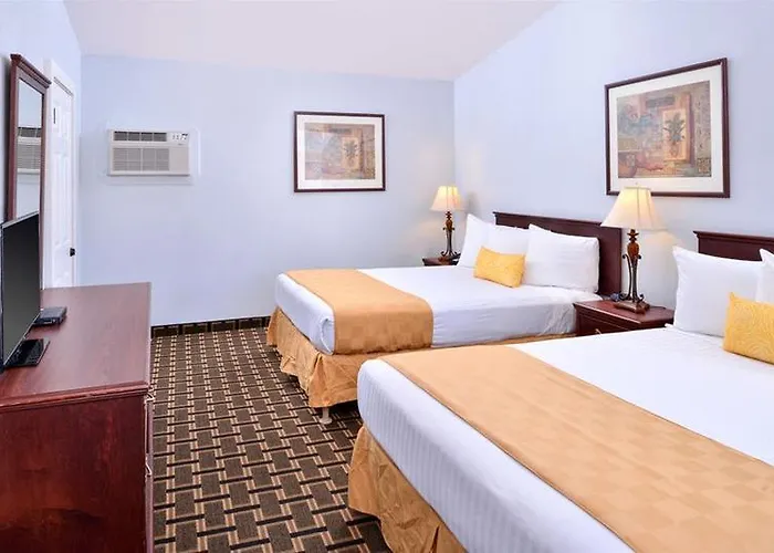 The Historic Grand Canyon Hotel